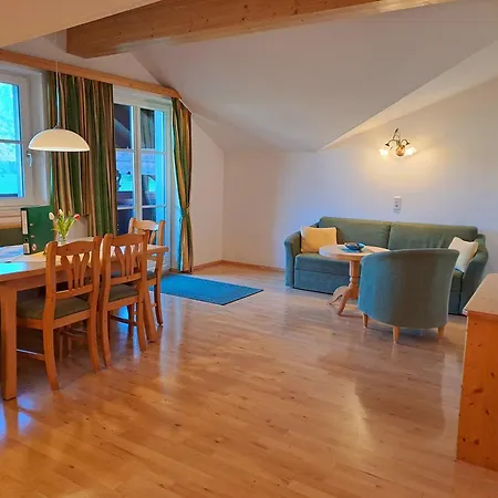 Ransburggut Vakantieboerderij *